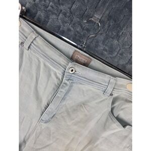 Chicos Light Wash Embroidered Ankle Jeans Size 3 Geometric Blue‎ Silver Studded